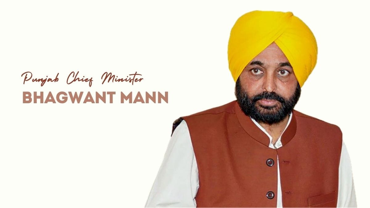 3 Punjab chief minister bhagwant mann welcomes new governor gulab chand kataria.